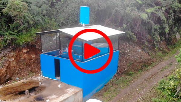 Sistema de potabilización de agua en operación